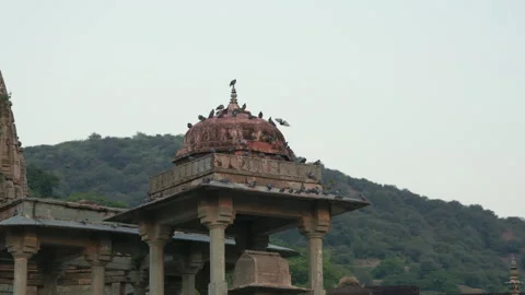 Slow Motion Pigeons Flying to Temple Tower, Panna Meena Kund Jaipur, Cinematic 스톡 동영상 330256624