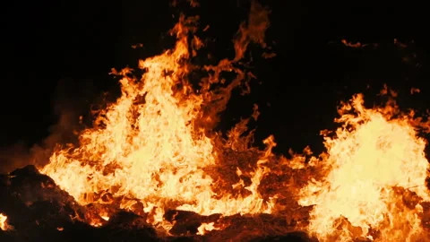 Slow motion of the real flame from a fire 스톡 동영상 102184882