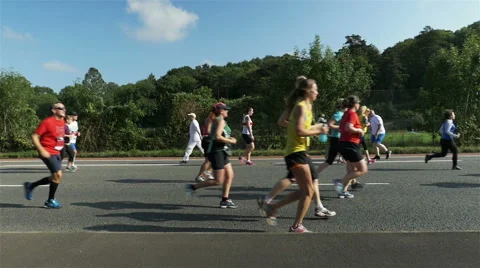Slow motion runners at bristol half marathon Vídeo Stock 41975820