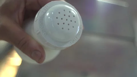 Slow Motion Salt Shaker 스톡 동영상 151512550