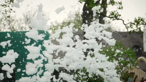 Slow motion shot: Active foam party. HD Stockbeeldmateriaal 145999518