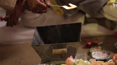 Slow Motion shot of Agni havan kundat an Indian Wedding Function Video stock 170170166