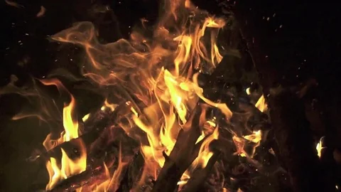 Slow motion shot of bonfire 스톡 동영상 69174448