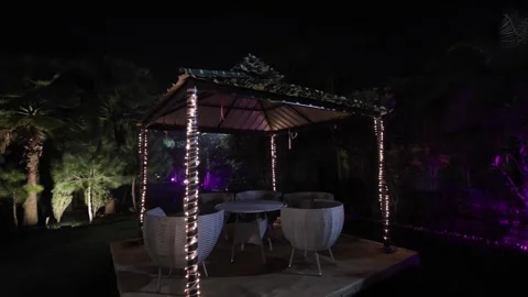 Slow Motion Shot of an Indian Wedding Cocktail Function Decoration 스톡 동영상 169747358
