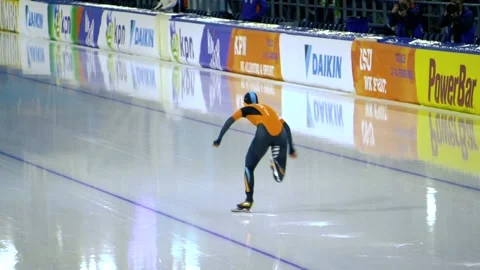 Slow motion shot of the start of a Speed ice skating race in Rotterdam, Video stock 142413430