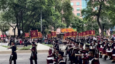 Slow motion shot of the symphony of the mexican army during the military Vídeos de archivo 212061955