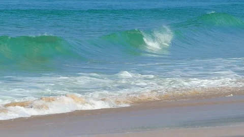 Slow motion shots on the beach 库存影片 163262575