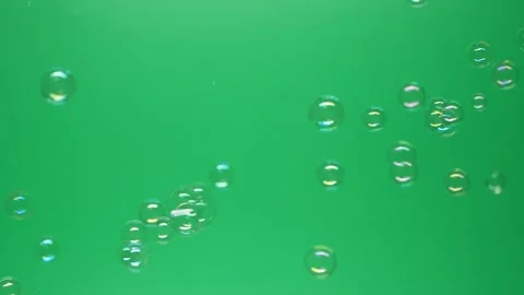 Slow motion of soap air bubbles texture on chroma key green screen background 스톡 동영상 242474121