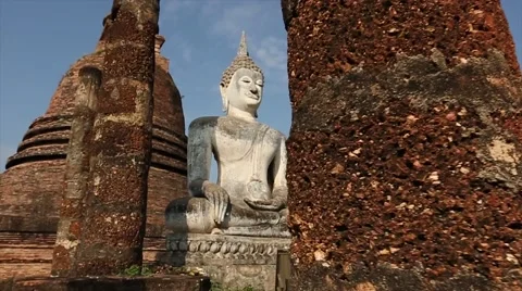 Slow Motion of Statue. Stock Footage 49746059