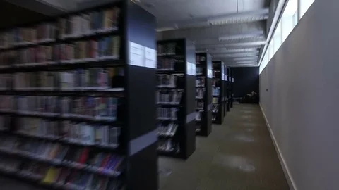 Slow Motion Steadicam Flow Through Library Vídeos de archivo 71998528