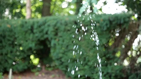 Slow motion stream of water in arch 스톡 동영상 114186153