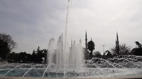 Slow motion, Sultan Ahmet Square Fountain 動画素材 37888493