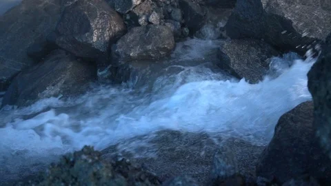 Slow Motion of Swift Stream in Breathtaking Ice Cave, Mendenhall Glacier, Alaska 스톡 동영상 113946037