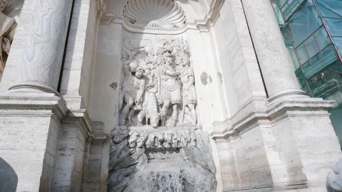 Slow Motion Tracking Shot Of Moses Prophet Statue In Rome Fountain Vídeos de archivo 185939698