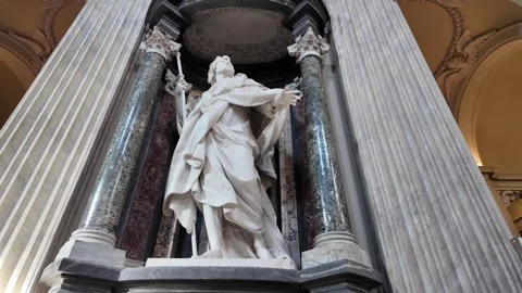 Slow Motion Tracking Shot Of St James The Greater Statue In Lateran Basilica Stock-Footage 330121838