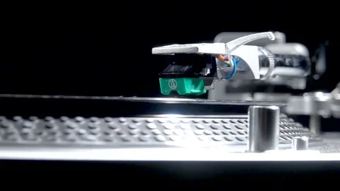 Slow Motion Turntable Running 4 Video stock 77254126