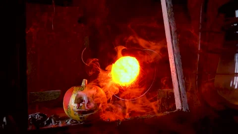Slow motion video art scary halloween with pumpkins and old kerosene lamp Video stock 286207008