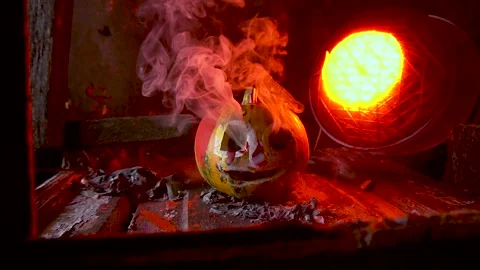 Slow motion video art scary halloween with pumpkins and old kerosene lamp Видео 286207010