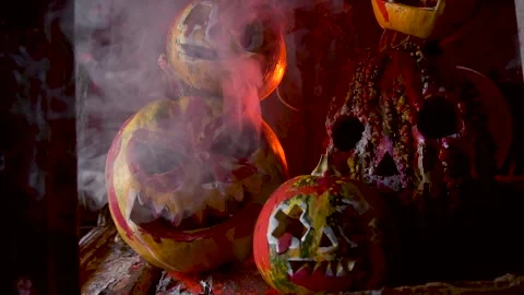 Slow motion video art scary halloween with pumpkins and old kerosene lamp Stock-Footage 286207208