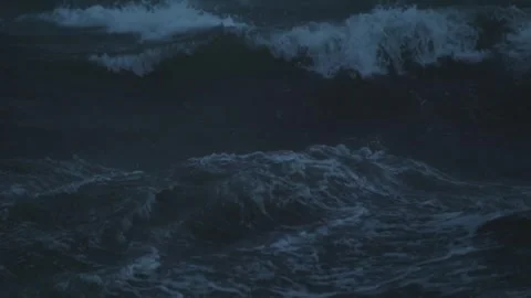 Slow motion view of agitated sea waves filmed in the evening light after su.. Stock-Footage 324630746