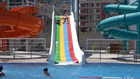 SLOW MOTION: Water slides. The Aqua Park 動画素材 112412136