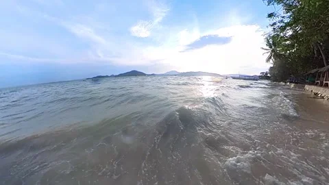Slow motion of wave on beach 100fps sea water, ocean, blue sky, splash Stock-Footage 269491654