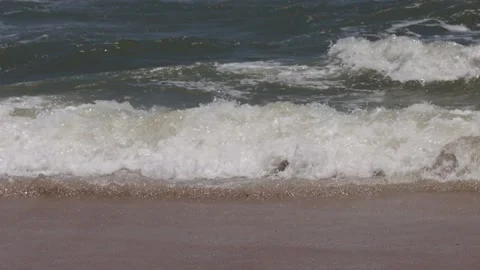 Slow motion waves 120fps Stock-Footage 195888676