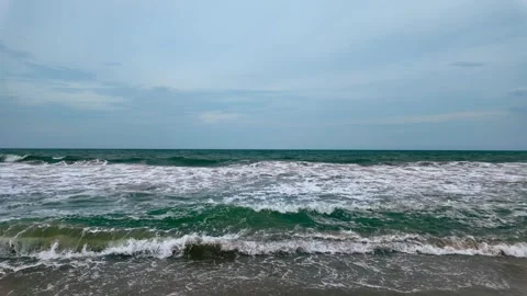 Slow-motion waves 4k Stock Footage 314778451