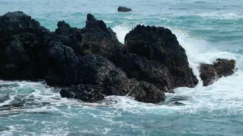 Slow motion of waves crashing into coral reefs Stock Footage 319845366