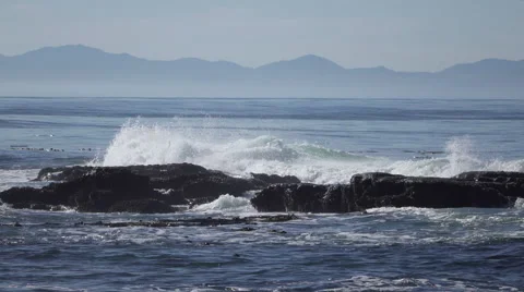 Slow Motion Waves in Juan de Fuca Provincial Park 스톡 동영상 58717505