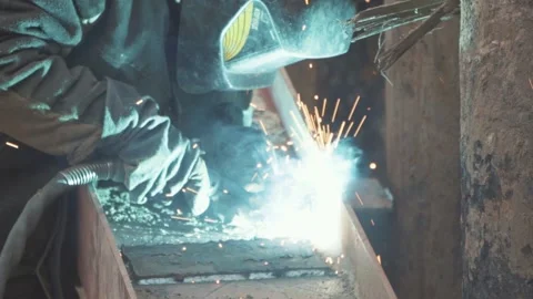 Slow motion of the welding machine Stock Footage 147178485