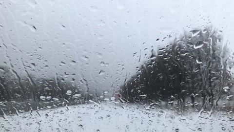 Slow motion wind-screen wiper work Stockbeeldmateriaal 150822921