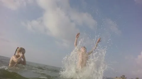 Slow motion. Young children having fun. 库存影片 64751877