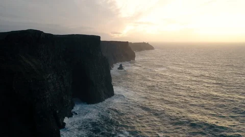 Slow Moving Aerial at the Cliffs of Moher, Ireland Video stock 123442263