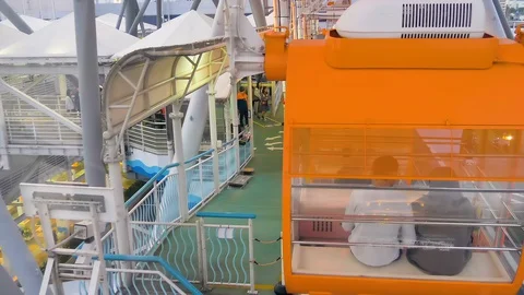 A slow moving ferris wheel in Osaka Japan Stock Footage 129275919