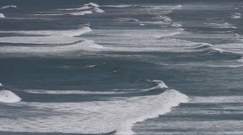 Slow moving waves Stock Footage 41336166