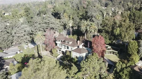 Slow Orbit Above Modified Queen Anne Home Vídeo Stock 209681312