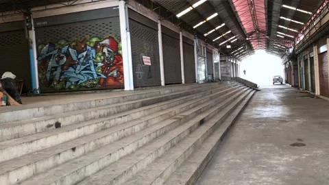 Slow Pan Inside Derelict Thai Lockup Unit Complex. Now Demolished. Thailand. Vídeo Stock 174958922