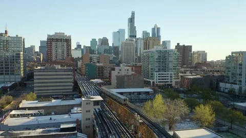 Slow Pan Left as CTA Train Enters Chicago Loop [4K] [Aerial] Video stock 107112250
