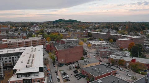Slow Pan Over Overcast Day In Downtown Dover New Hampshire Video stock 128197784