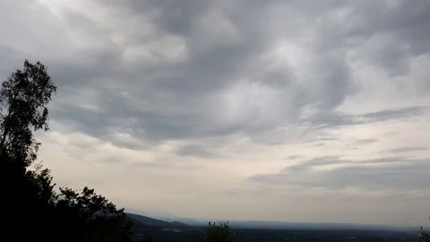 The slow passage of time 動画素材 110752392