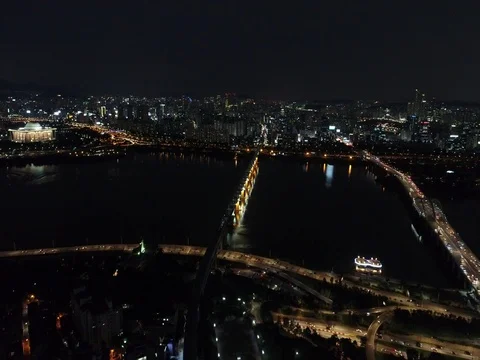 Slow push forward toward subway and a bridge in Seoul Stock Footage 78124379