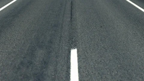 Slow Road 4K LOOP Stockbeeldmateriaal 95780222