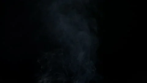 Slow smoke floating on black screen background 库存影片 231033687