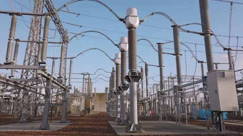 Slow tracking shot of electrical substation Video stock 208669304