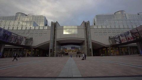 Slow tracking shot outside the EU Government Building in Brussels Stock-Footage 71131874