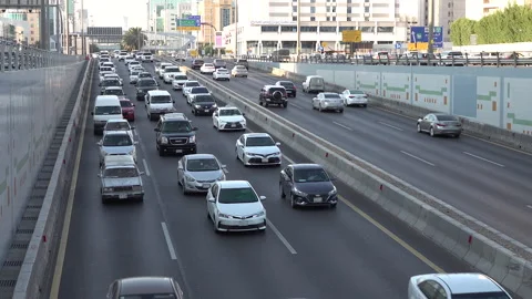 Slow traffic during rush hour central Riyadh, urban Saudi Arabia 動画素材 137812469