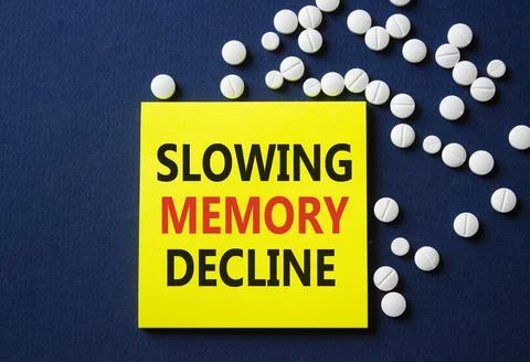 Slowing Memory Decline symbol. Concept words Slowing Memory Decline on yell.. Stockfoto's