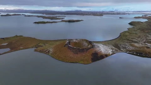 Slowly Advancing Toward a Pseudocrater at Skútustaðagígar, Iceland Video stock 342269738