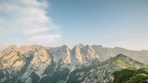 Slowly moving clouds over the beauty mountains 库存影片 72978733